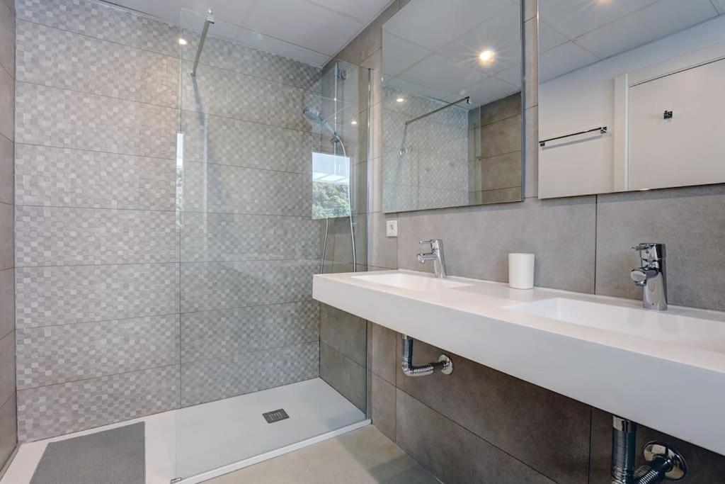 Riverside Benahavis Holiday Rental Apartment Екстер'єр фото