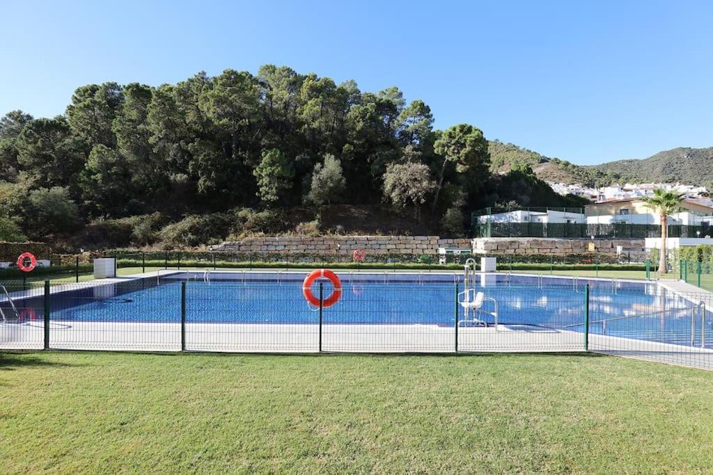 Riverside Benahavis Holiday Rental Apartment Екстер'єр фото